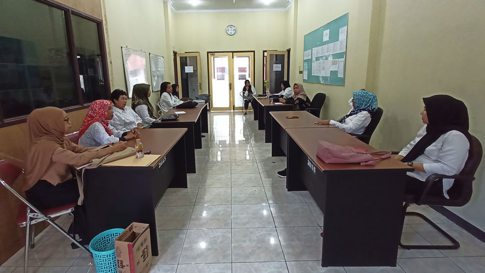 Rapat Pembahasan Anggaran Dasar Koperasi Maren Sehat Mandiri